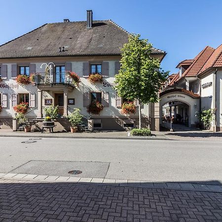 Hotel Loewen Garni Oberrimsingen Exterior foto